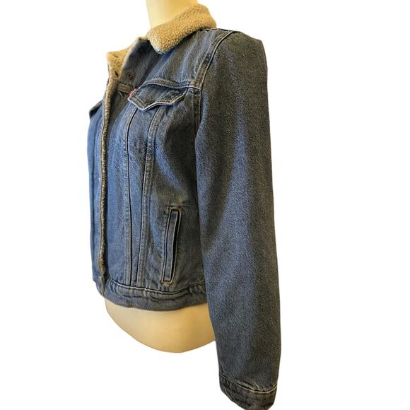 Levi's Blue Denim Jacket with Cream Collar - Picture 4 of 11